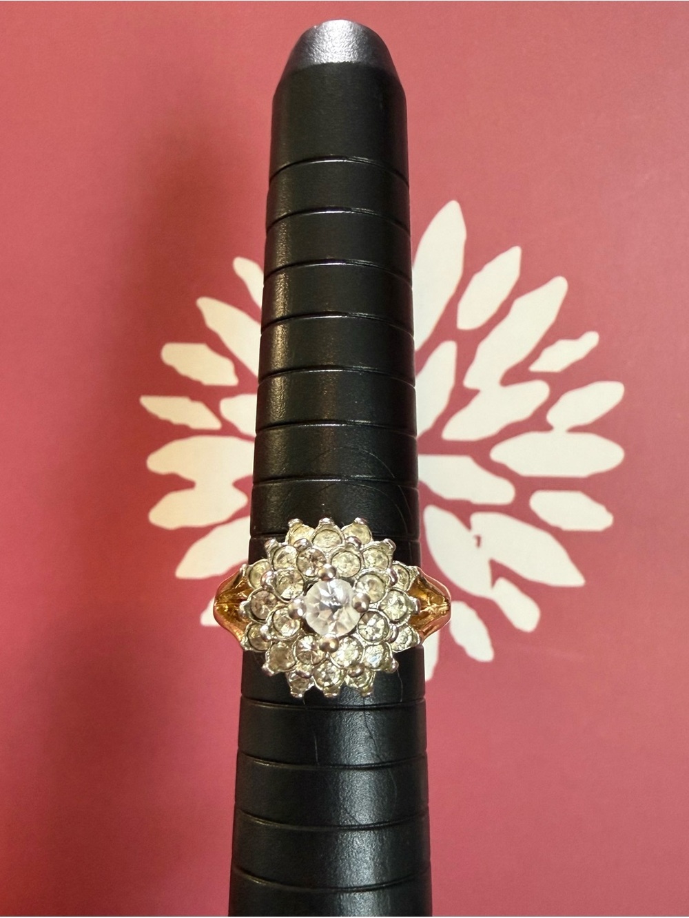 Vintage 18k HGE Flower Cluster Cocktail Ring